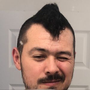 Meet your Posher, Andres ricardo